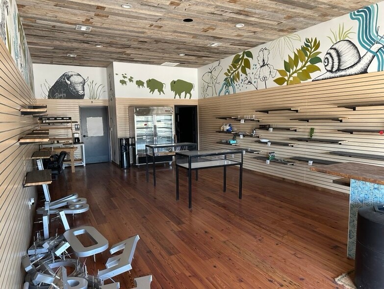 More Photos Of 204 W 2nd St, Edmond Freestanding For Sale