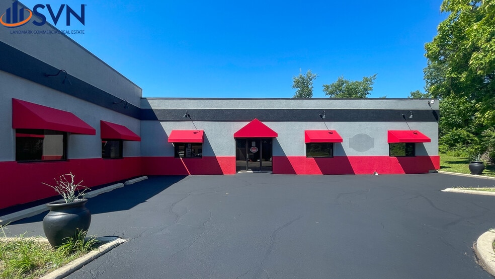 More Photos Of 611 E State St, Geneva Medical For Lease