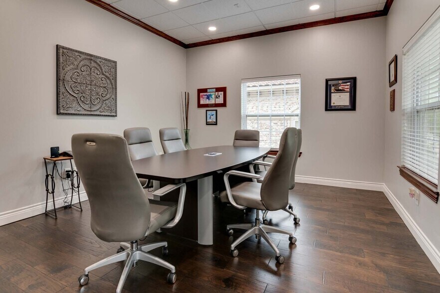 More Photos Of 270 Miron Dr, Southlake Office For Lease