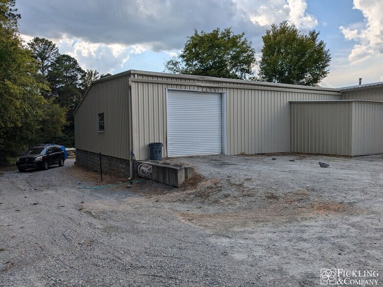 More Photos Of 3016 N Columbia St, Milledgeville Freestanding For Lease