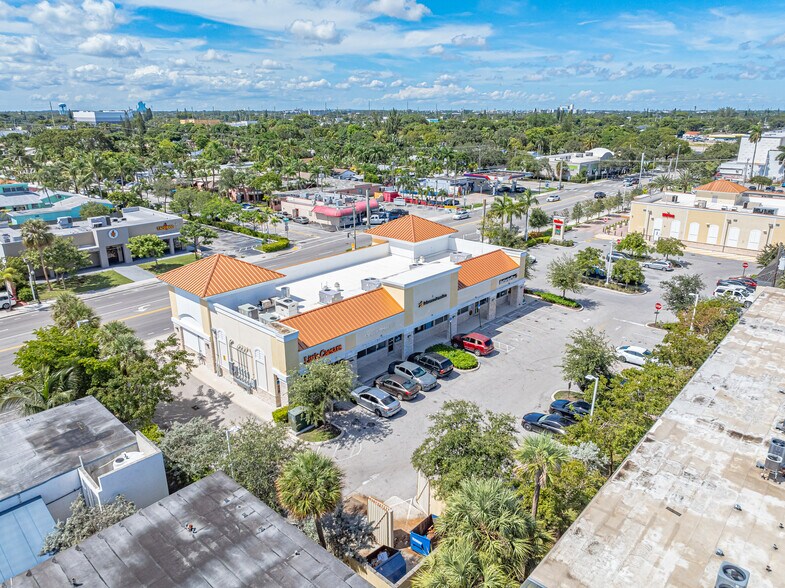 More Photos Of 1735 N Federal Hwy, Hollywood Storefront For Sale