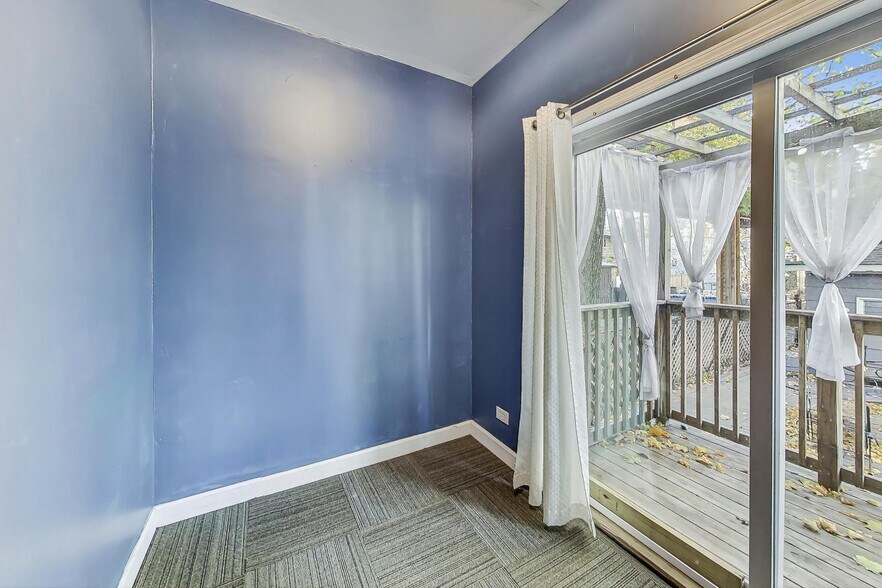 More Photos Of 3412 N Janssen Ave, Chicago Multifamily For Sale