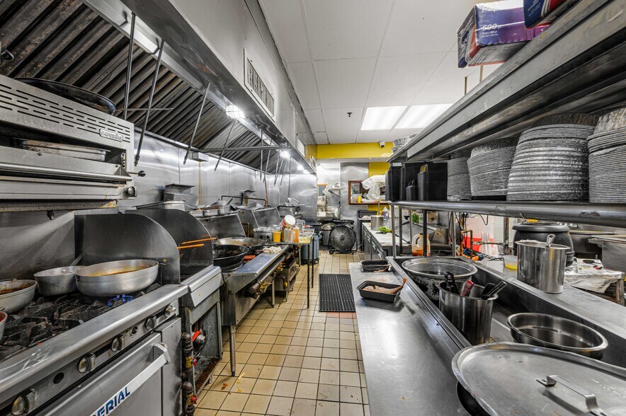 More Photos Of 13889 Francis Lewis Blvd, Rosedale Healthcare For Sale