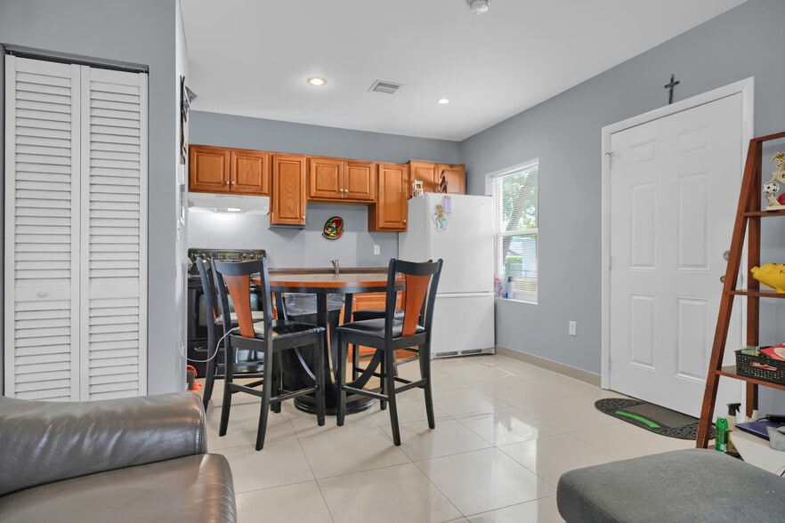 More Photos Of 2155 NW 28th St, Miami Apartments For Sale