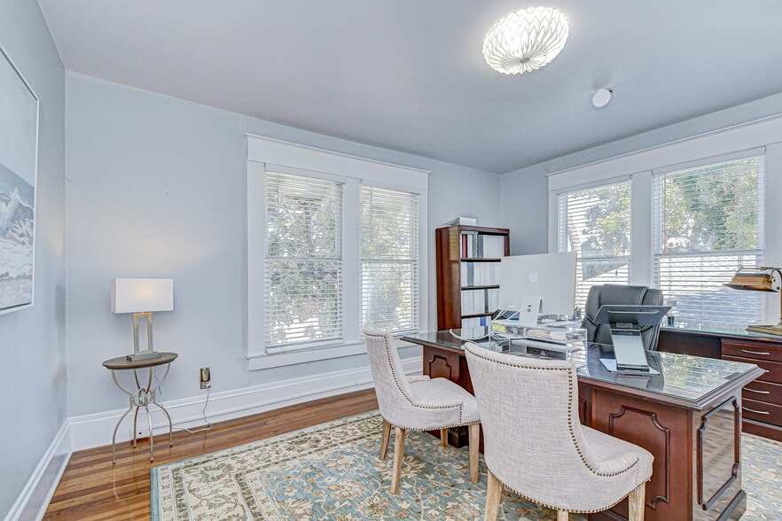 More Photos Of 707 W Swann Ave, Tampa Office For Sale