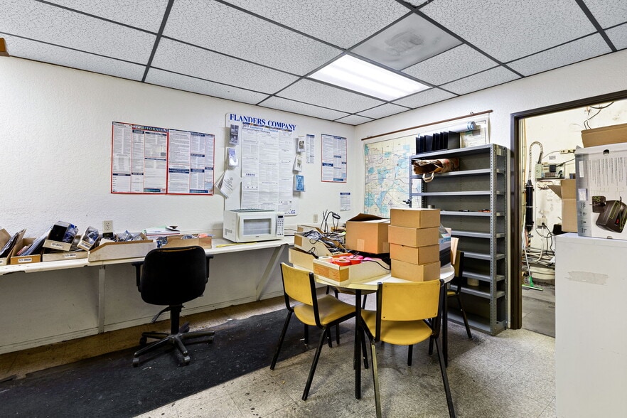 More Photos Of 859 Meridian St, Irwindale Warehouse For Sale