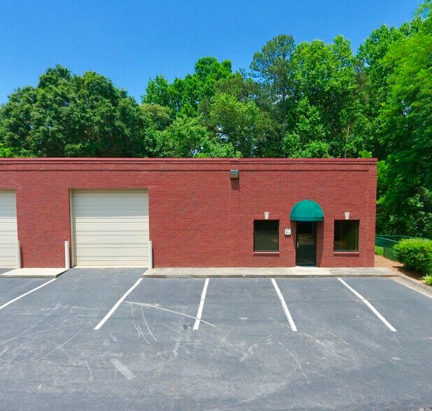 More Photos Of 2295 Skelton Rd, Gainesville Unknown For Lease