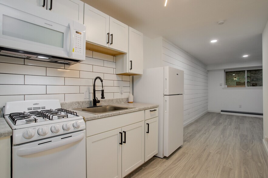 More Photos Of 1515 Clermont St, Denver Apartments For Sale