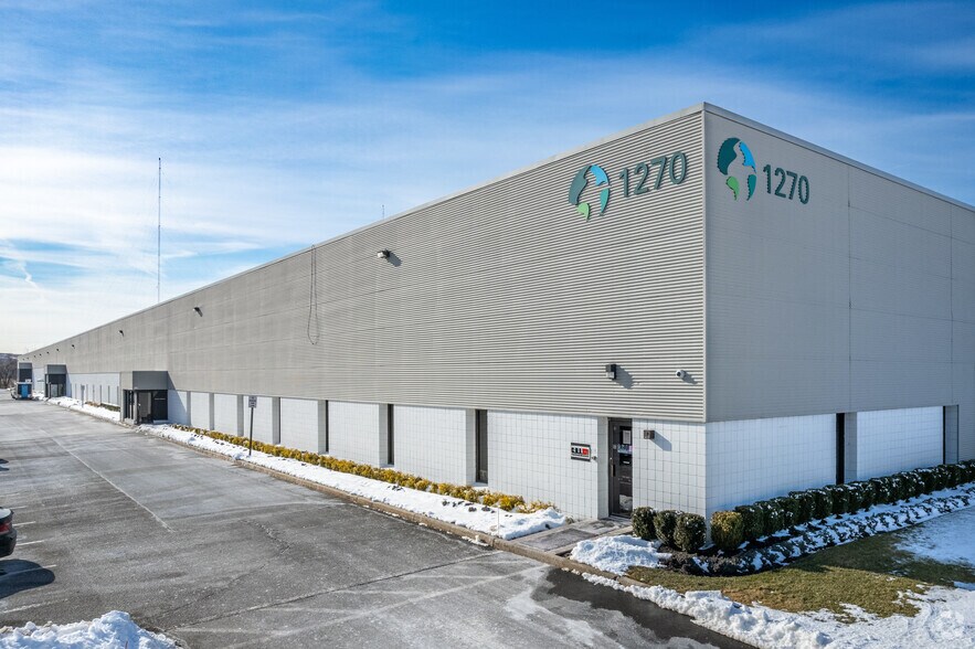 More Photos Of 1270 Valley Brook Ave, Lyndhurst Warehouse For Lease