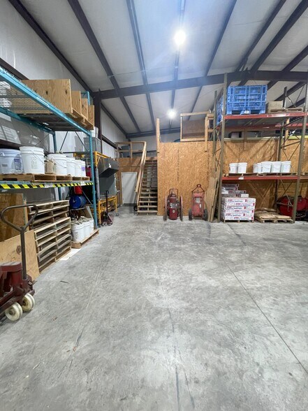 More Photos Of 2443 St Johns Bluff Rd S, Jacksonville Service For Sale