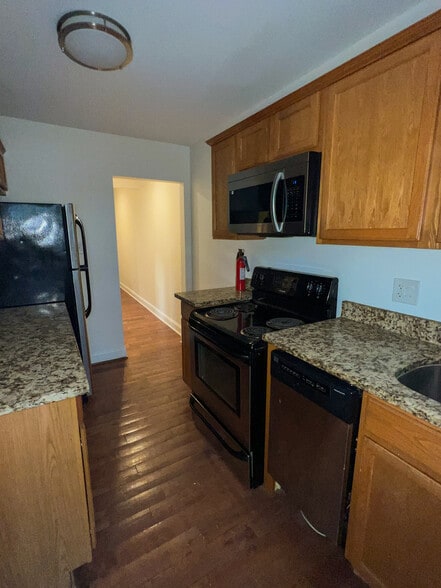 More Photos Of 5501 Foote St NE, Washington Apartments For Sale