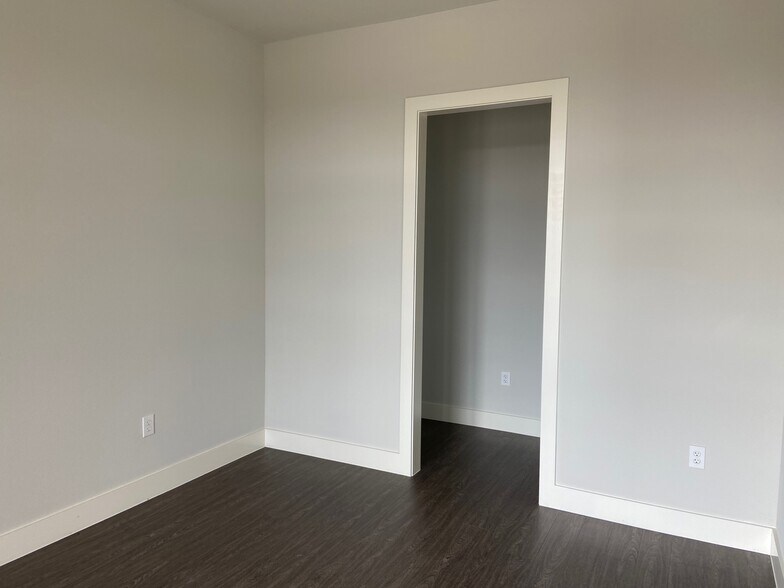 More Photos Of 8805 N Tarrant Pky, North Richland Hills Medical For Sale