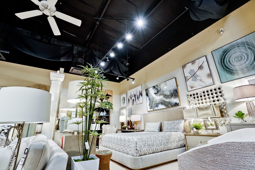 More Photos Of , Bradenton Unknown For Sale