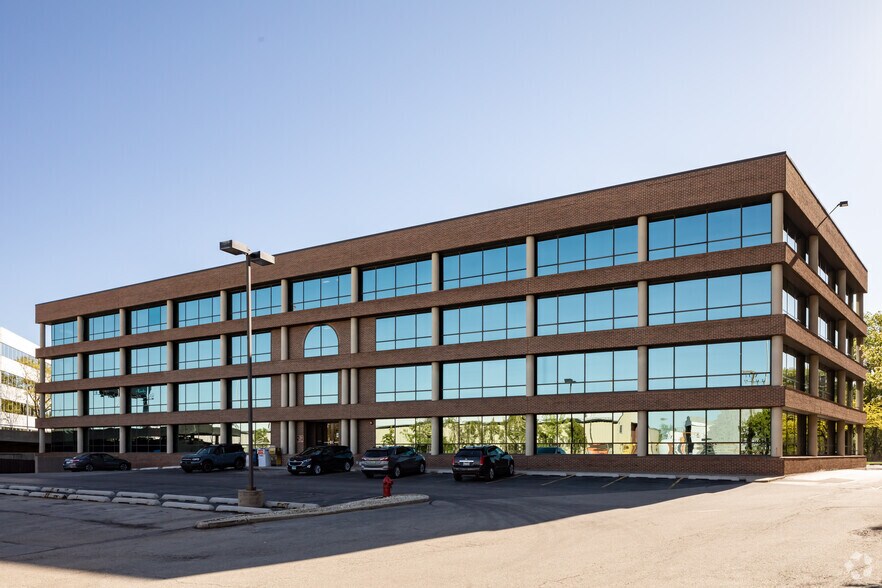 More Photos Of 2860 S River Rd, Des Plaines Office For Lease