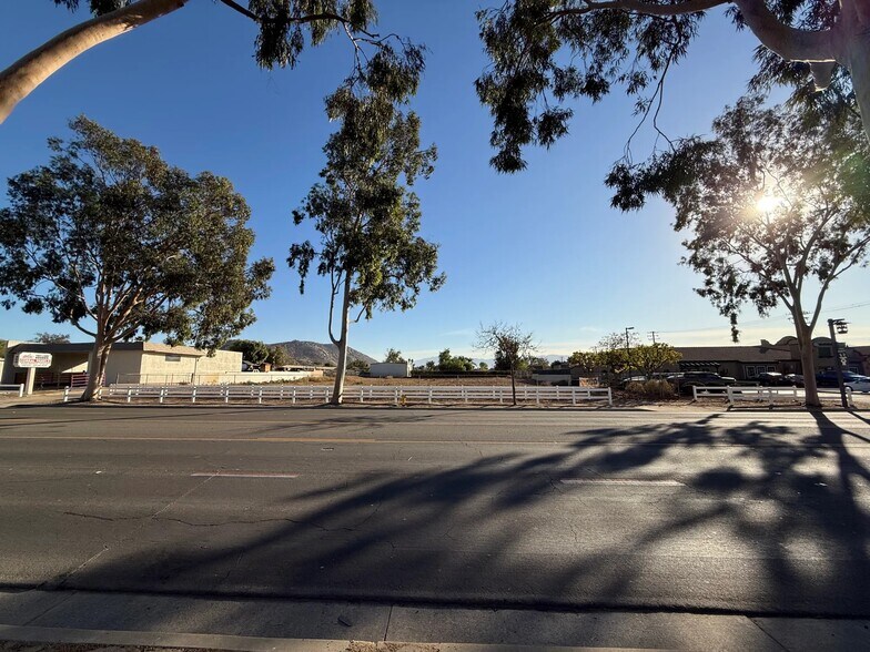 More Photos Of SEC 6th & Temescal Ave, Norco Land For Sale