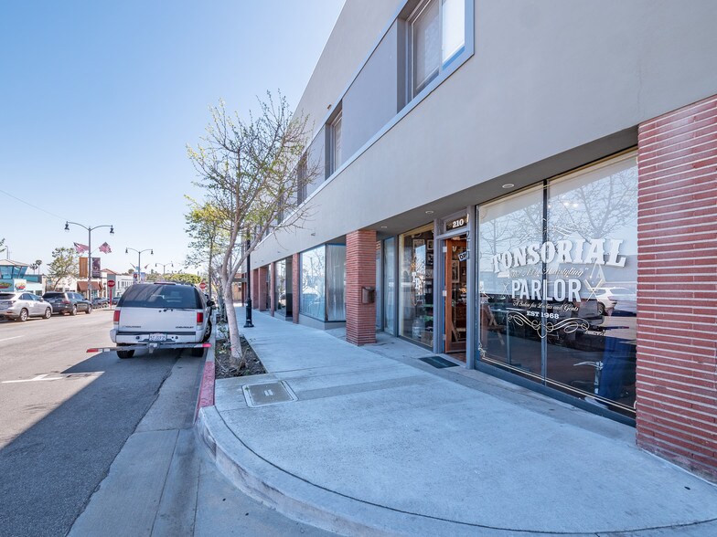 More Photos Of 200-210 W Grand Ave, El Segundo Apartments For Sale