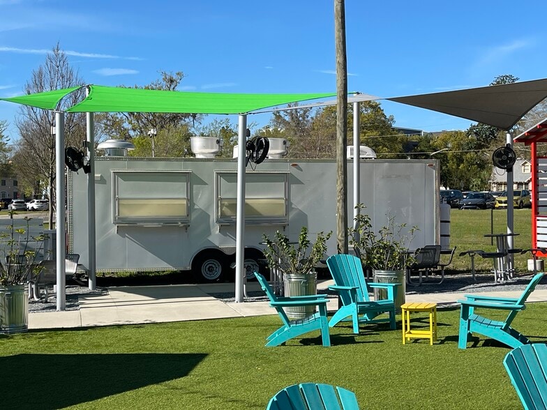 More Photos Of 931 SW 2nd Ave, Gainesville Restaurant For Lease