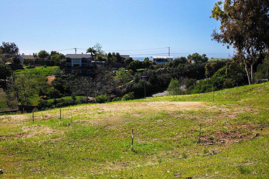 More Photos Of 5936 Busch Dr, Malibu Land For Sale