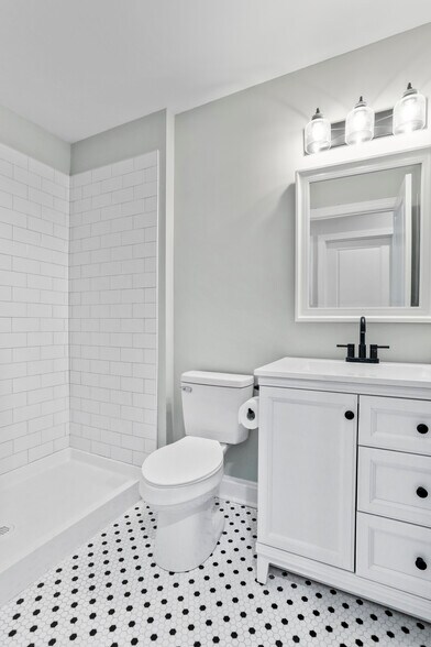 More Photos Of 127 E King St, Martinsburg Office For Lease