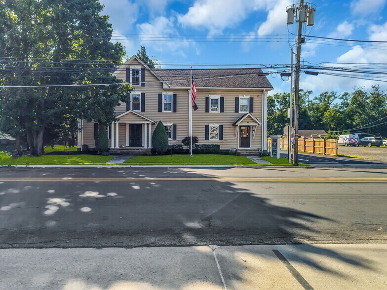 Primary Photo Of 40 Broad St, Eatontown Medical For Sale