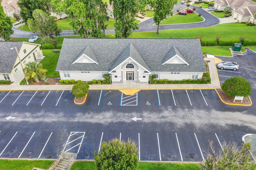More Photos Of 2300 SE 17th St, Ocala Medical For Lease