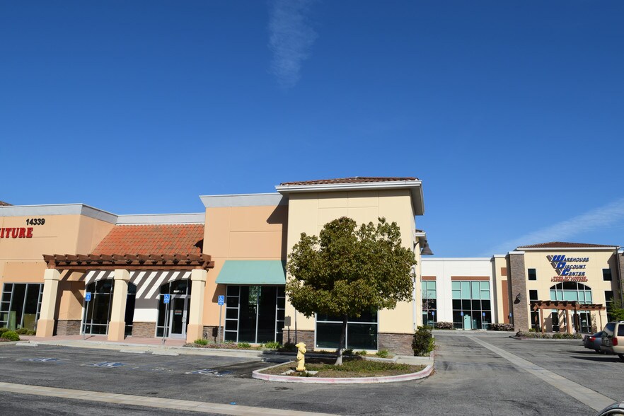 More Photos Of 14339 White Sage Rd, Moorpark Freestanding For Lease
