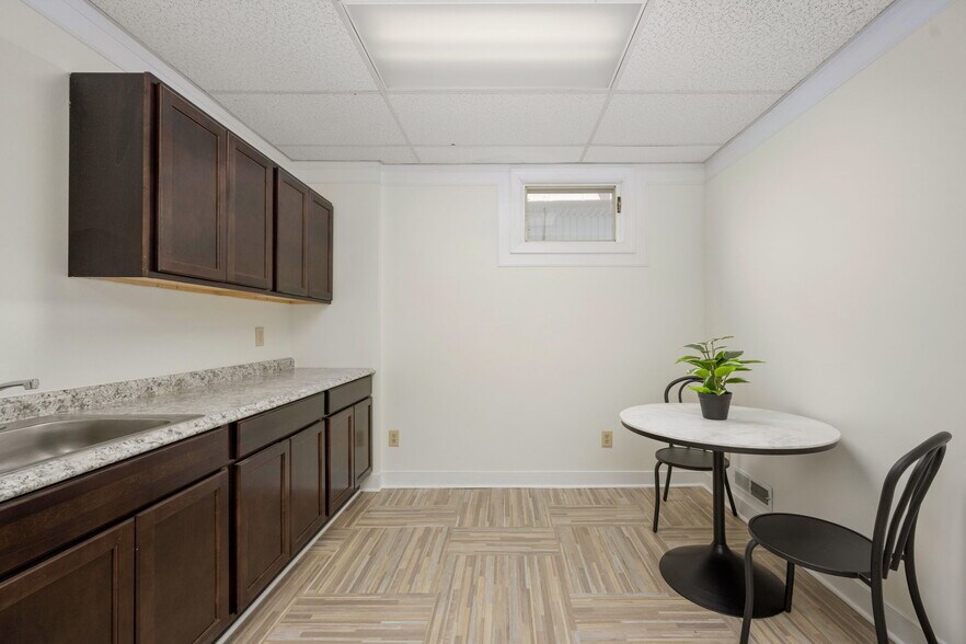 More Photos Of 620 Kenmore Ave, Fredericksburg Apartments For Lease