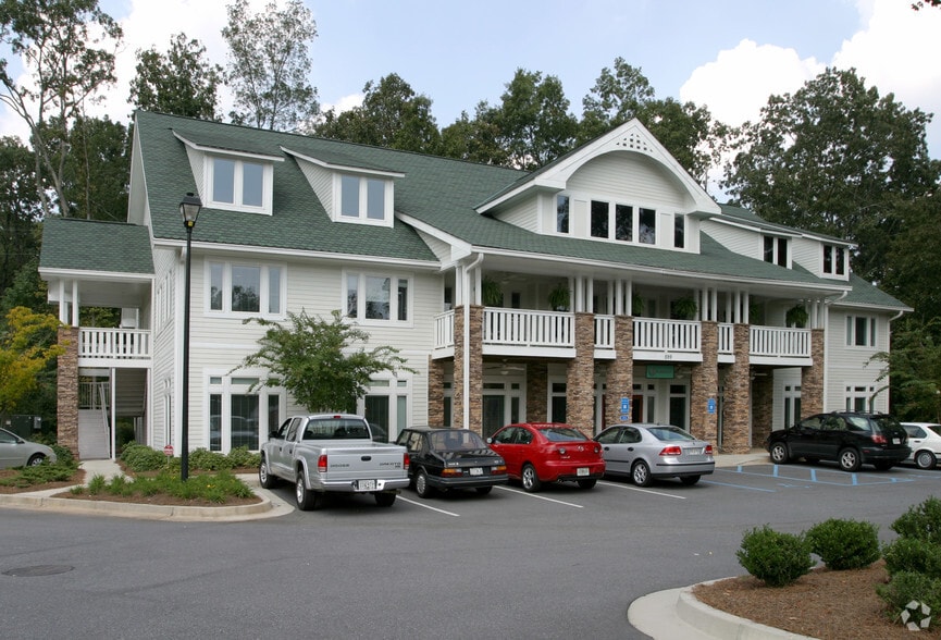 Primary Photo Of 599 W Crossville Rd, Roswell Office For Lease