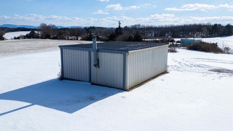 More Photos Of 300 National Ave, Staunton Land For Lease