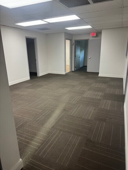 More Photos Of 2233 N Commerce Pky, Weston Office For Lease