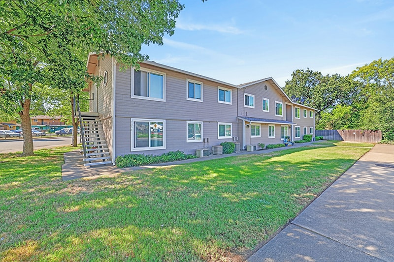 More Photos Of 7856 Old Auburn Rd, Citrus Heights Apartments For Sale