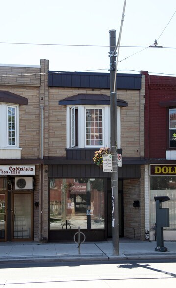 More Photos Of 1685 Dundas St W, Toronto Storefront Retail Residential For Lease