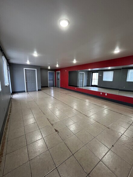 More Photos Of 9340 Shaver Rd, Portage Manufacturing For Sale