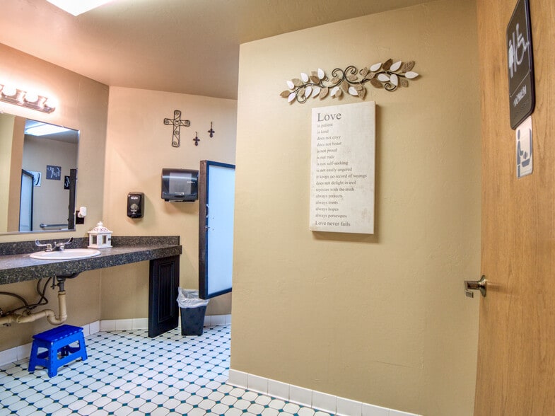 More Photos Of 14818 S Peebly Rd, Newalla Religious Facility For Sale