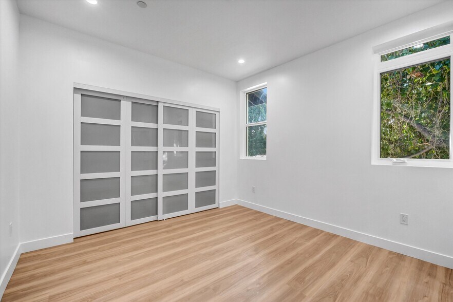 More Photos Of 7322 Newcastle Ave, Reseda Apartments For Sale