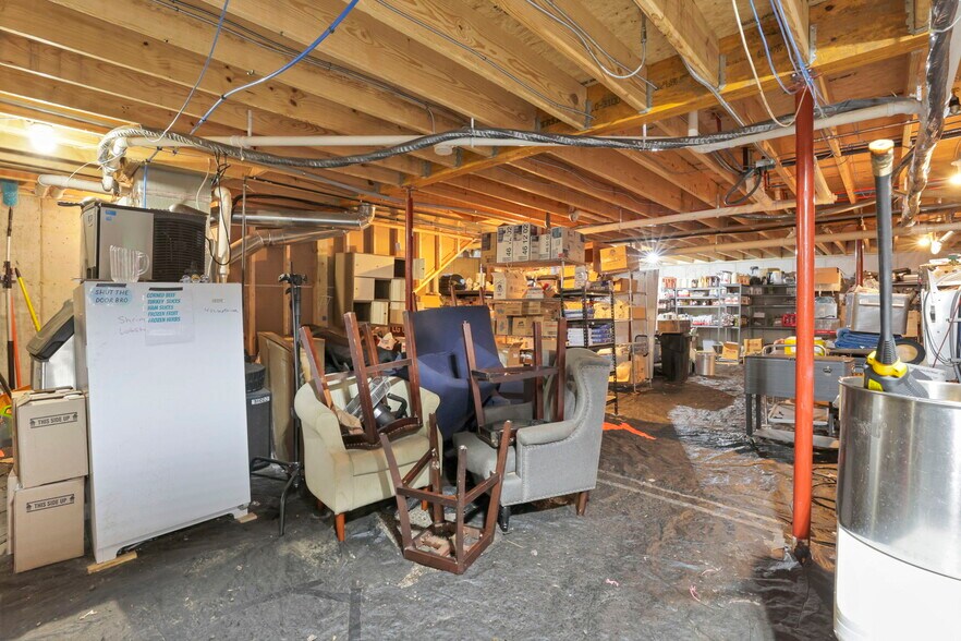 More Photos Of 14675 Zion Rd, Thornville Restaurant For Sale