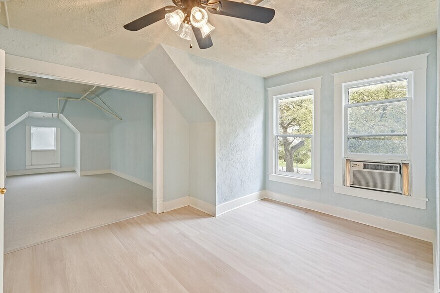 More Photos Of 1030 4th St, Rosenberg Daycare Center For Sale