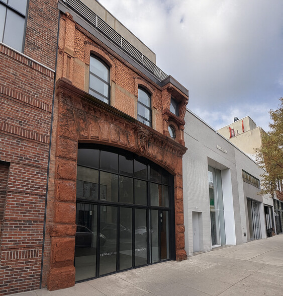 Primary Photo Of 106 N 6th St, Brooklyn Apartments For Lease
