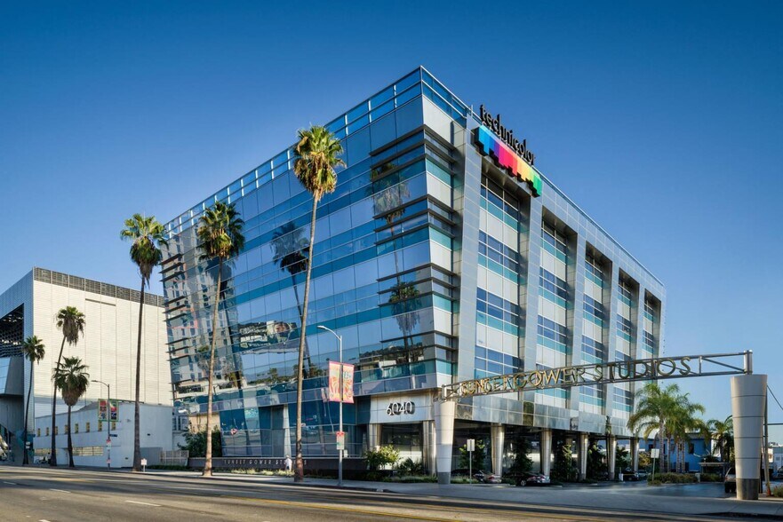 Primary Photo Of 6040 W Sunset Blvd, Los Angeles Office For Lease