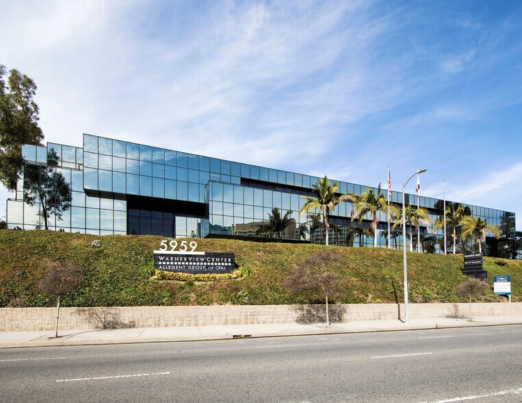 Primary Photo Of 5959 Topanga Canyon Blvd, Woodland Hills Office For Lease