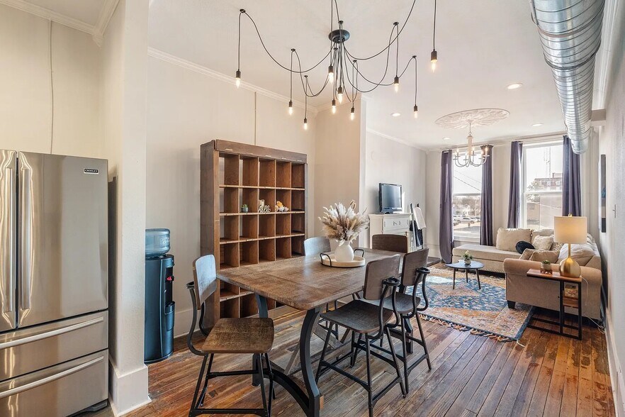 More Photos Of 506 Flynn St, Alva Storefront Retail Residential For Sale