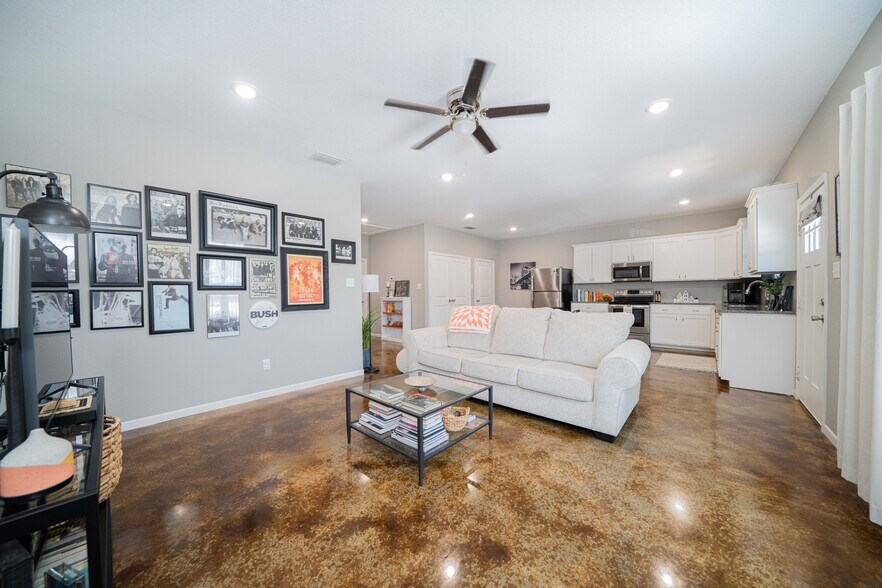 More Photos Of 128 Loye Ln, Hawkins Apartments For Sale