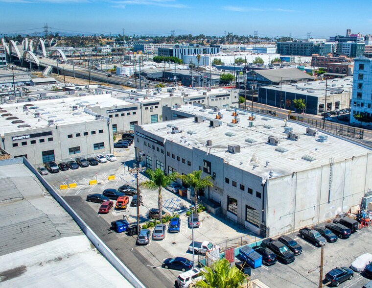 More Photos Of 1375 E 6th St, Los Angeles Flex For Lease