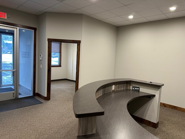 More Photos Of 13654 Van Buren St NE, Ham Lake Office For Lease