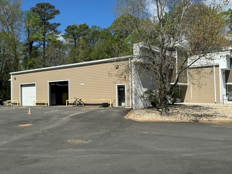 More Photos Of 7191 Merrimac Trl, Williamsburg Unknown For Lease