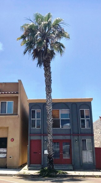 More Photos Of 4741 Point Loma Ave, San Diego Storefront Retail Residential For Lease