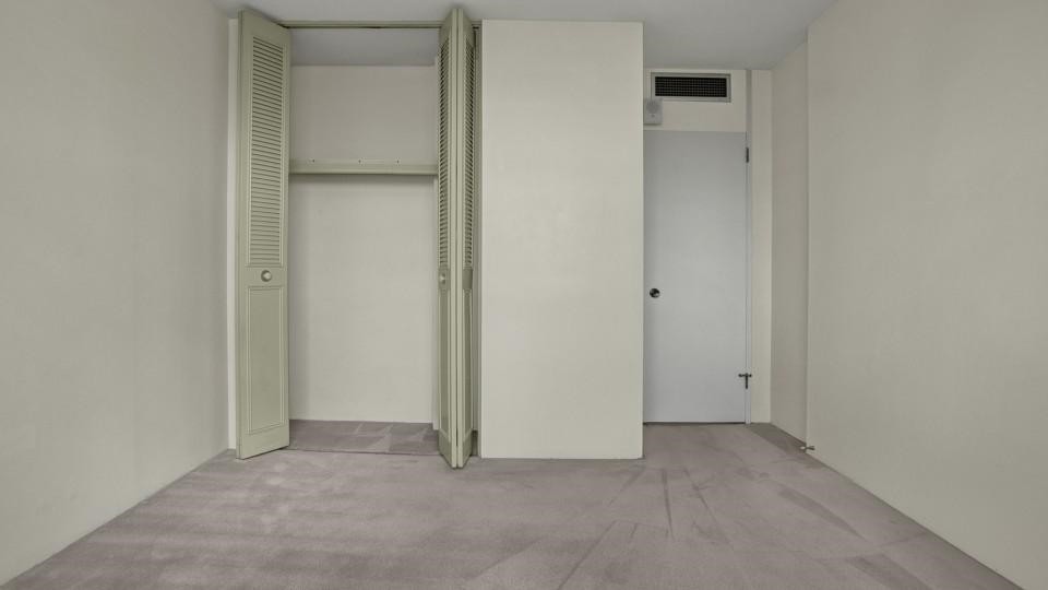 More Photos Of 241 5th Ave, Saskatoon Apartments For Lease