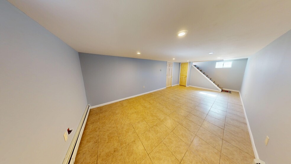 More Photos Of 160 Compton Road, Wantage Office Residential For Sale