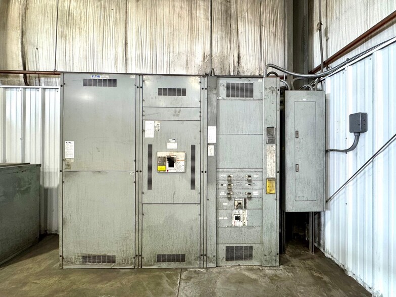 More Photos Of 3521 Antelope Ave, Kearney Manufacturing For Sale