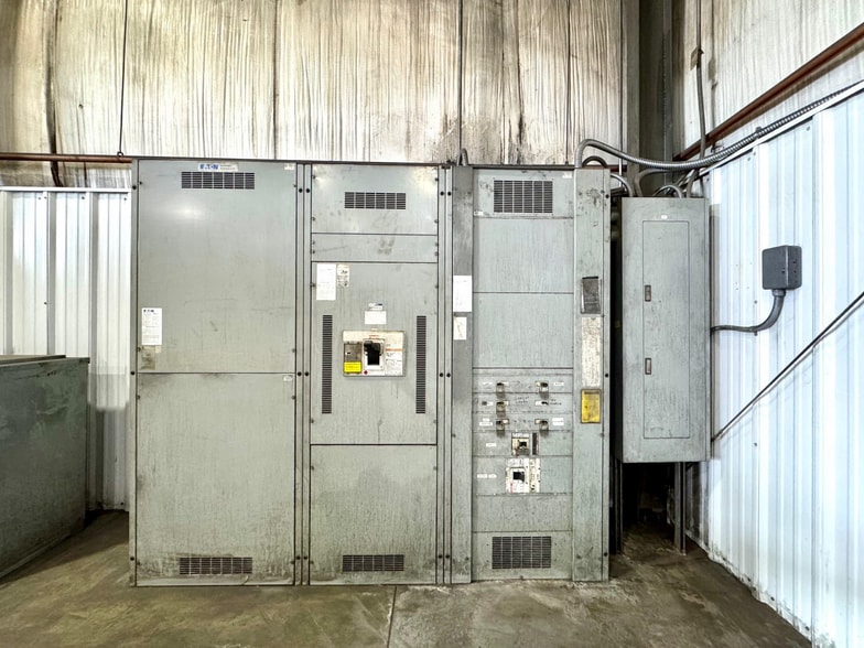 More Photos Of 3521 Antelope Ave, Kearney Manufacturing For Sale